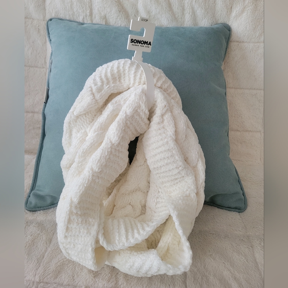 Sonoma Cream Cable Knit Loop Infinity Scarf One Size Pull-on Neck Warmer